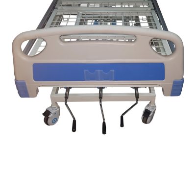 three crank manual hospital bed, patient bed - Image 4