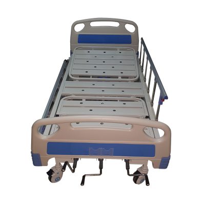 3 crank manual hospital bed,3 fowler patient bed in Pakistan